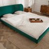 Retro Eleganckie łóżko FAMOUS 140x200cm szmaragdowo - zielony aksamitna tkanina