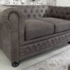 Sofa Chesterfield 2-osobowa 150 cm vintage szara